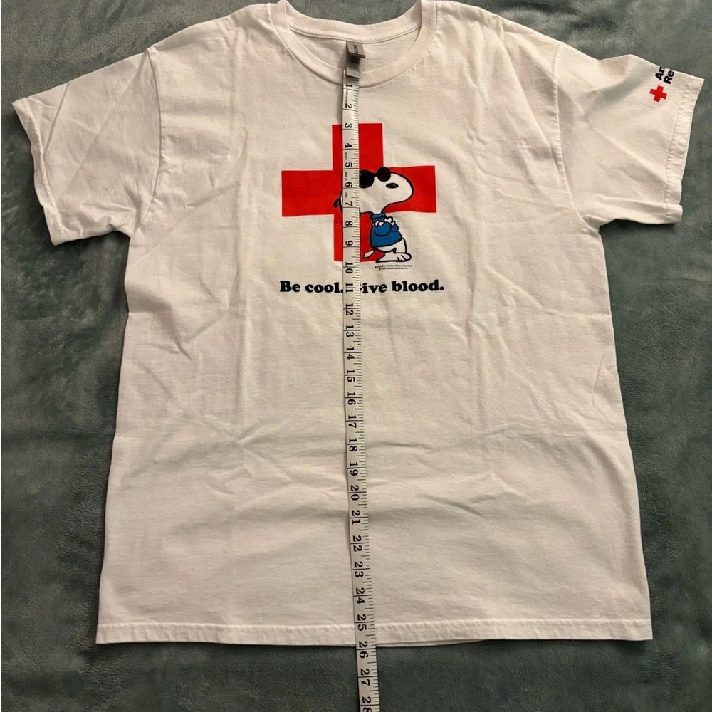 Snoopy Joe Cool - American Red Cross T-Shirt - Picture 10 of 10